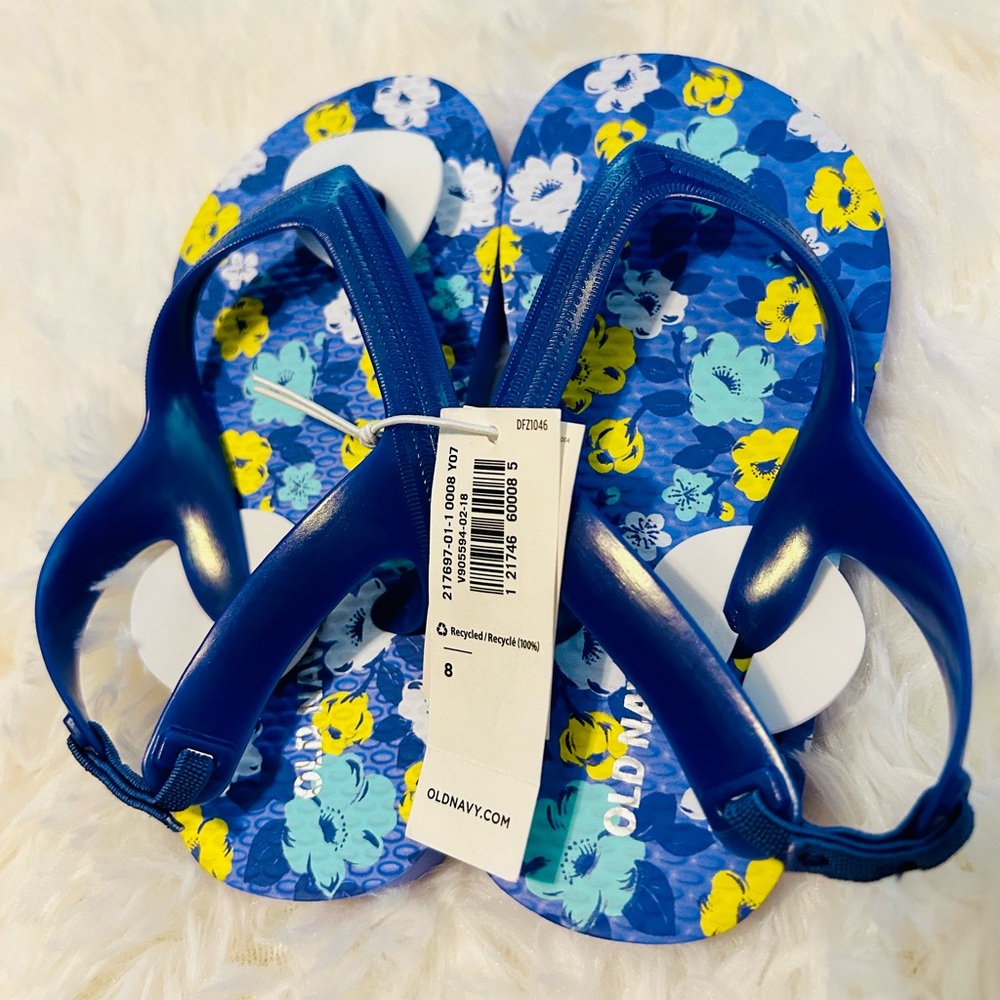 New Toddler Old Navy Flip Flops Sandals. Size 8 Blue and floral - Picture 1 of 4